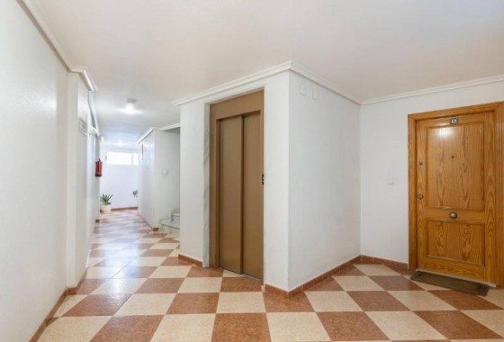 Reventa - Apartamento / piso - Torrevieja - LA MATA