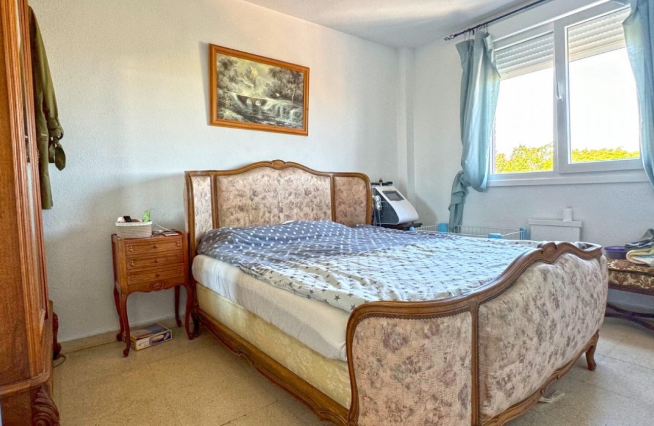 Reventa - Apartamento / piso - Torrevieja - El Acequión - Los Náufragos