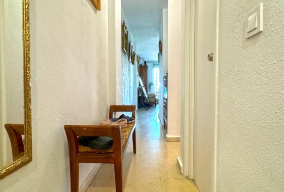 Reventa - Apartamento / piso - Torrevieja - El Acequión - Los Náufragos