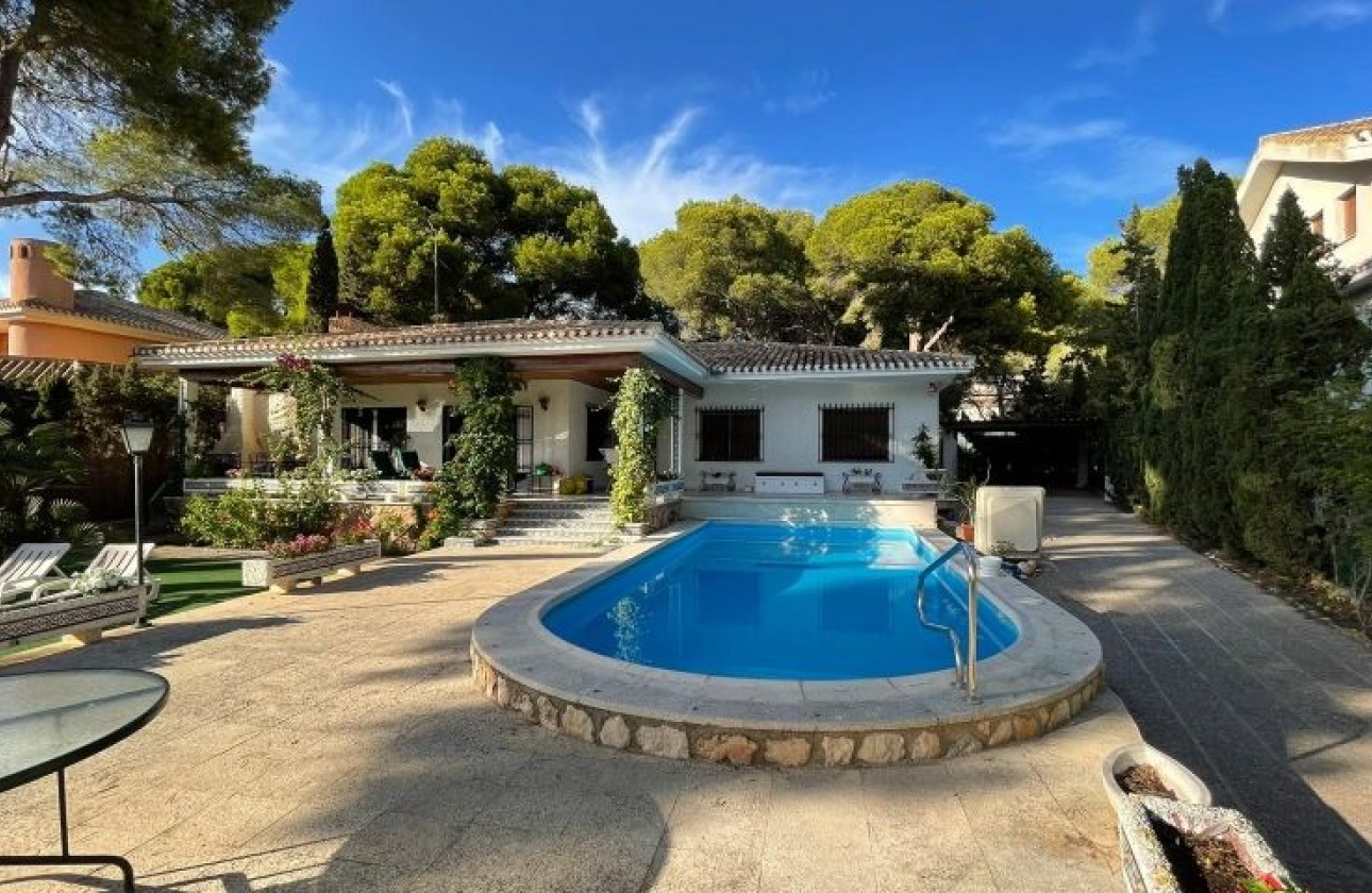 Resale - Villa - Dehesa de campoamor - Campoamor