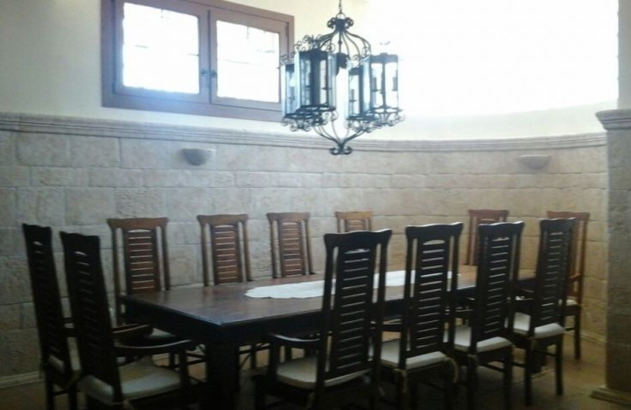 Reventa - Chalet - Elche