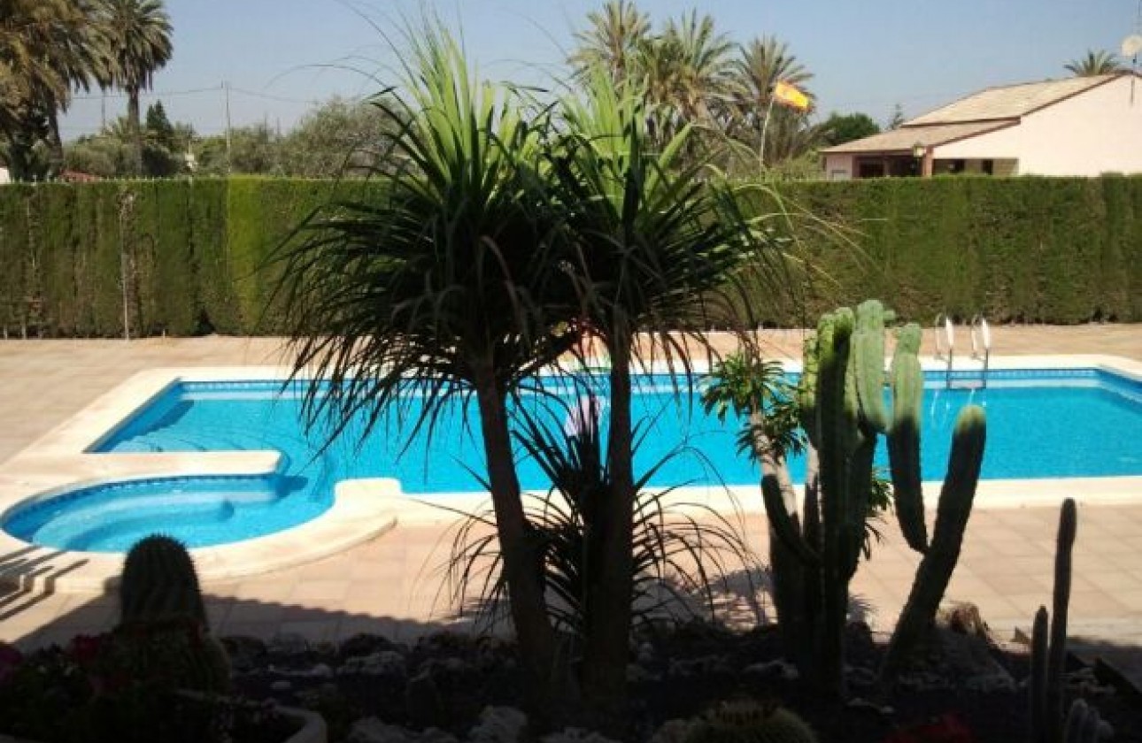 Reventa - Chalet - Elche