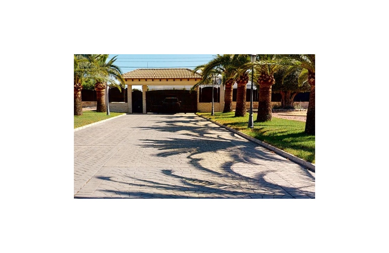 Reventa - Chalet - Elche