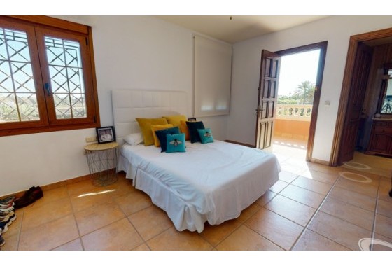 Reventa - Chalet - Elche