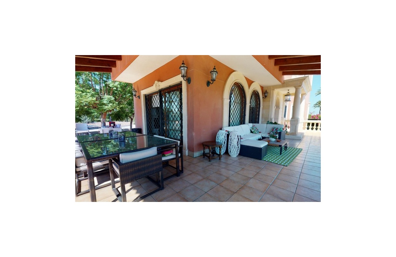 Reventa - Chalet - Elche