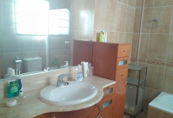 Revente - Appartement - Hondón de las Nieves