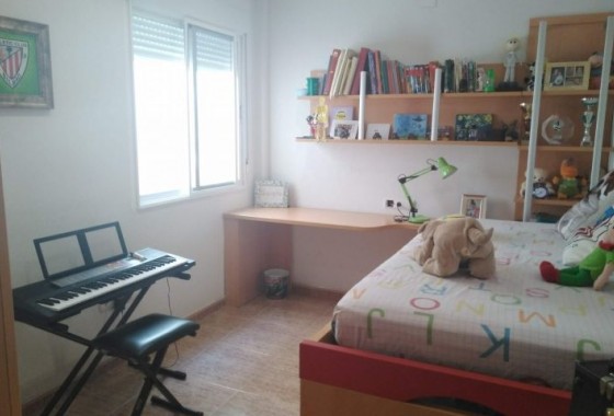 Revente - Appartement - Hondón de las Nieves