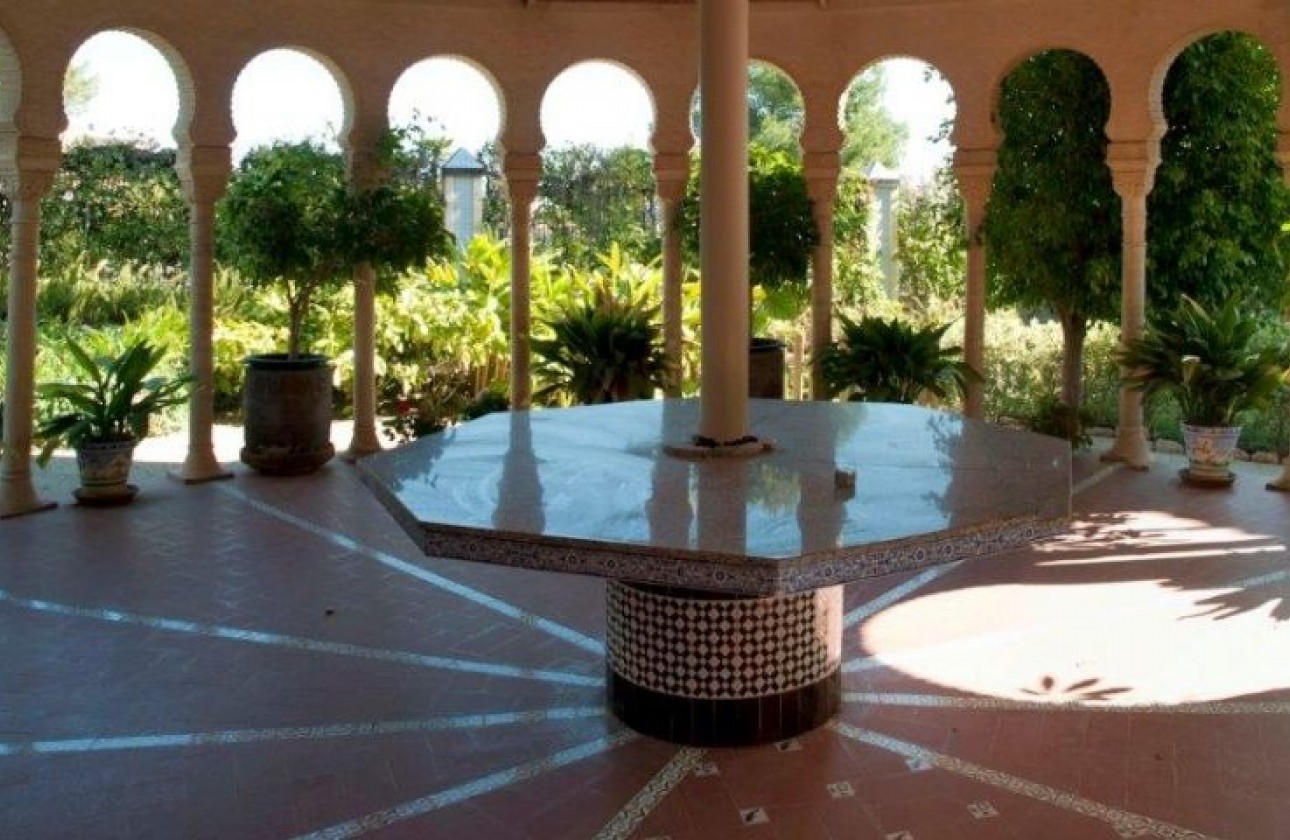 Resale - Villa - Orihuela Costa