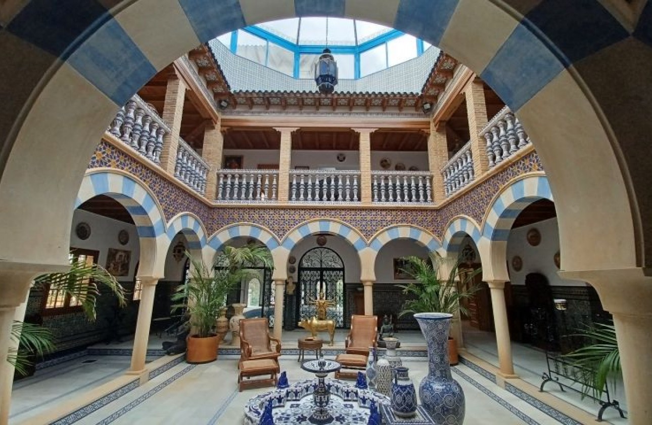 Resale - Villa - Orihuela Costa