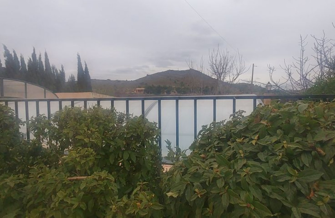 Resale - Villa - Hondón de las Nieves