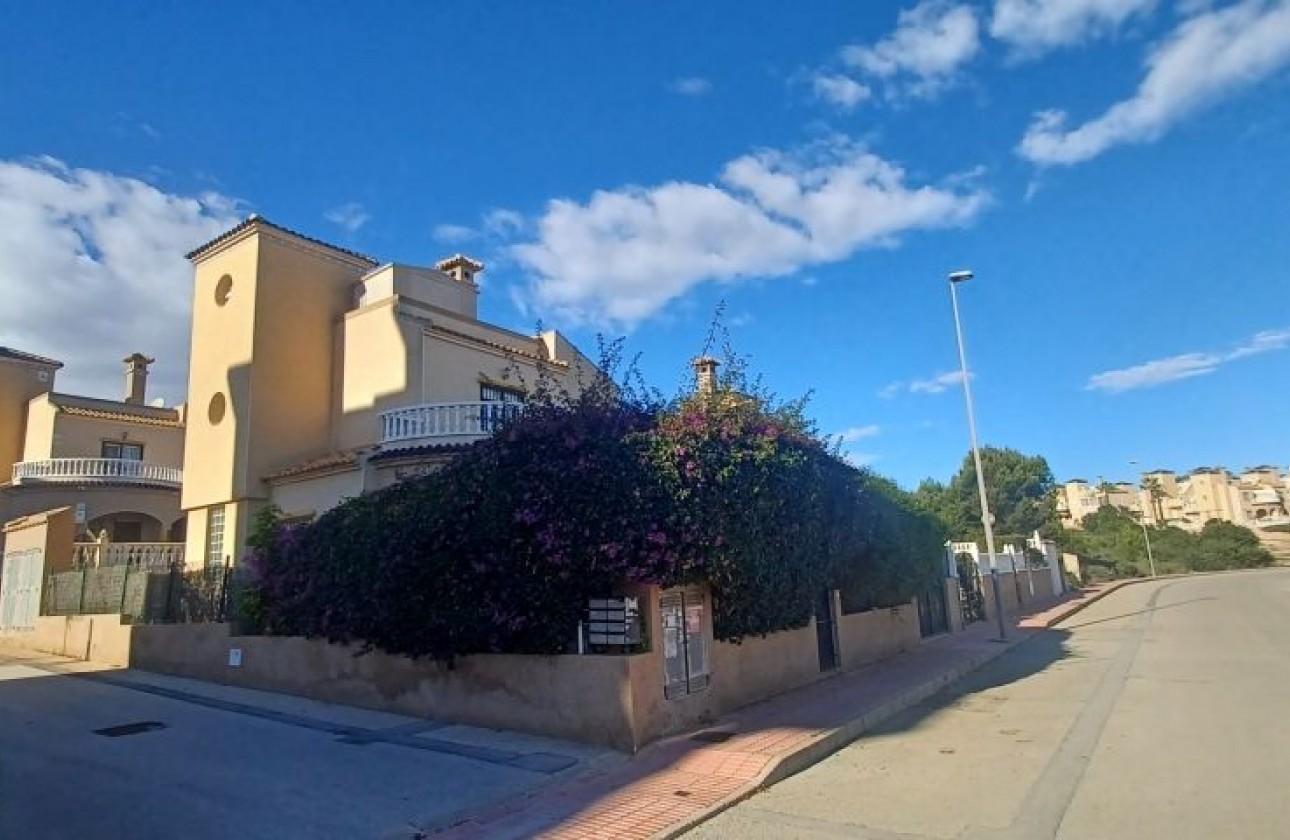 Reventa - Chalet - Orihuela Costa