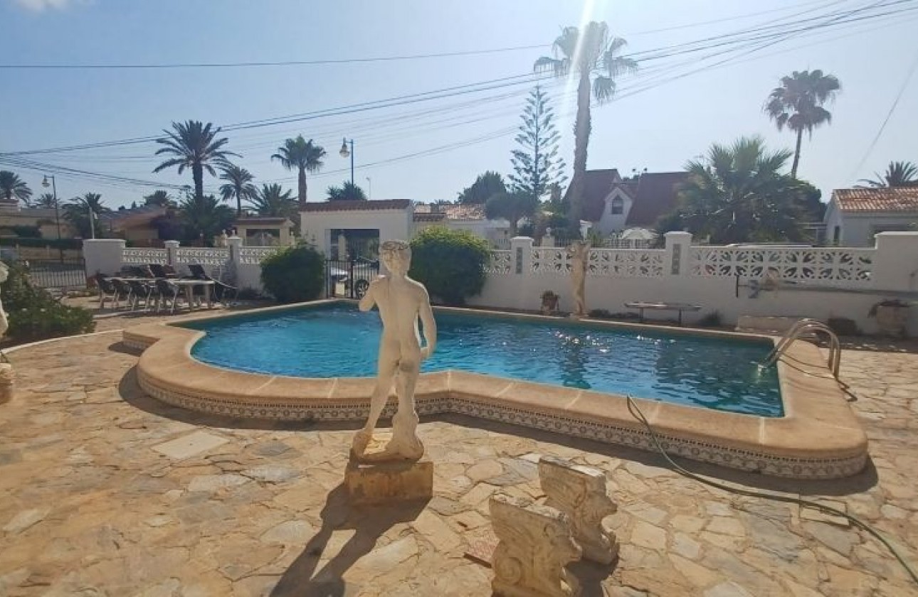 Revente - Villa - Torrevieja - torrevieja