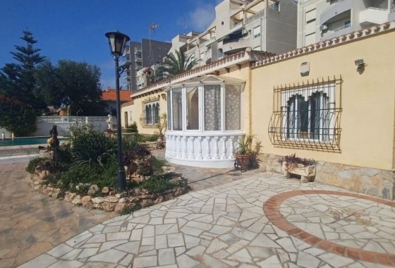 Revente - Villa - Torrevieja - torrevieja