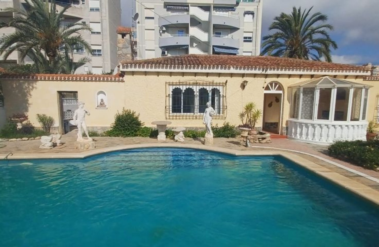 Revente - Villa - Torrevieja - torrevieja