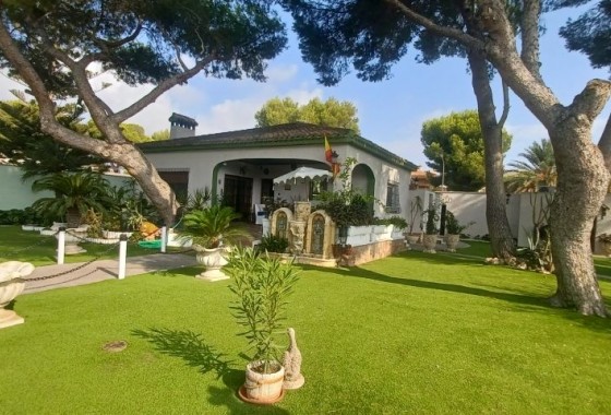 Revente - Villa - Orihuela Costa