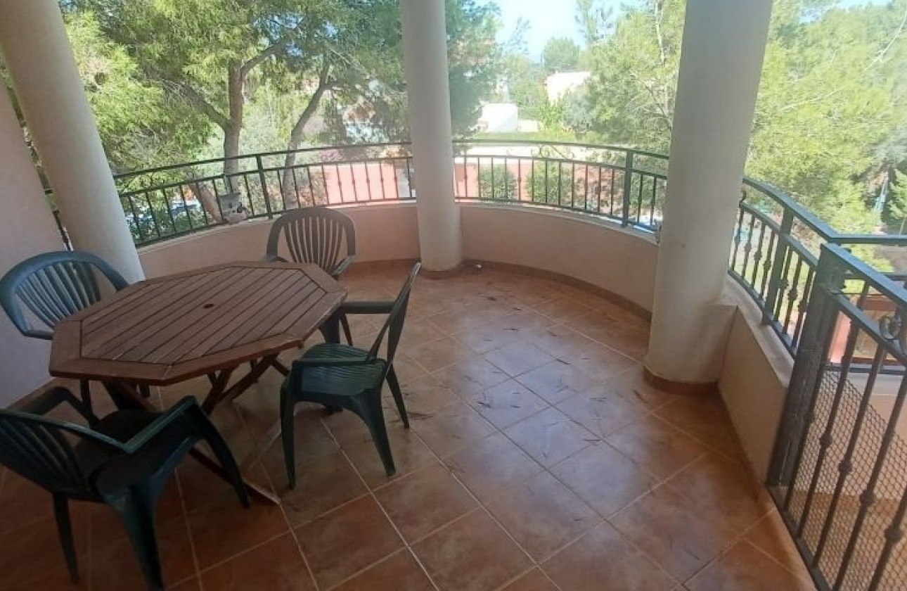 Resale - Villa - San Miguel de Salinas