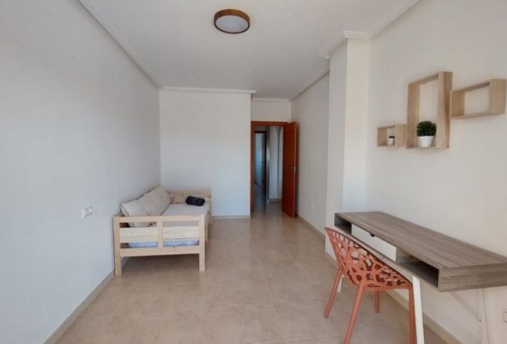 Resale - Apartment / flat - Orihuela Costa