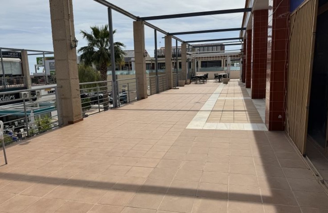 Revente - Commercial - Orihuela Costa