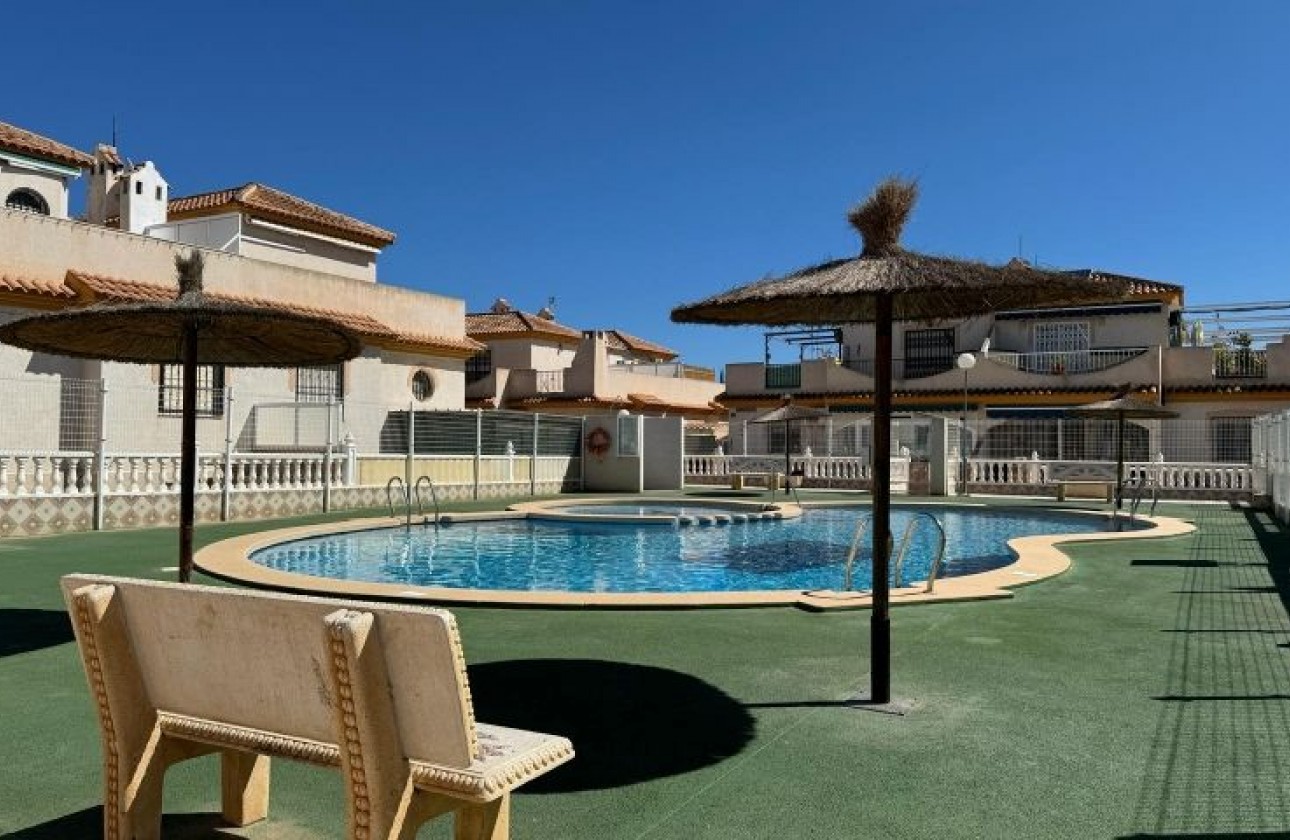 Reventa - Chalet - Orihuela Costa