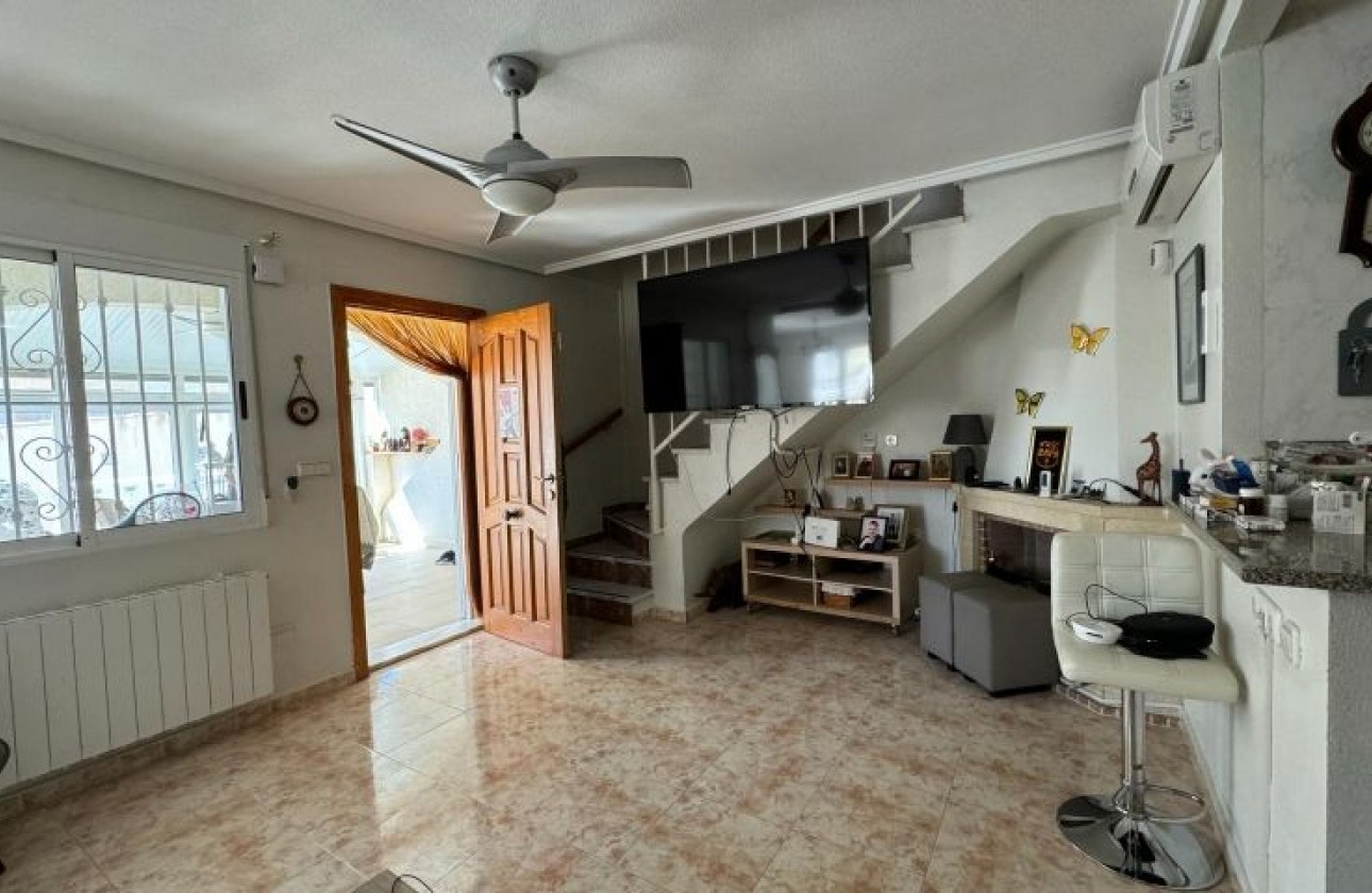 Resale - Villa - Orihuela Costa