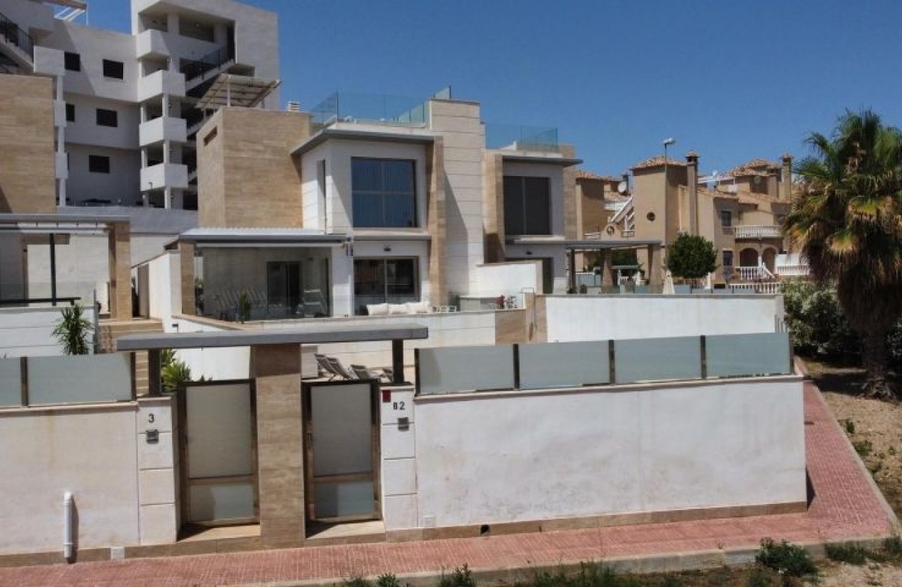 Reventa - Chalet - Orihuela Costa