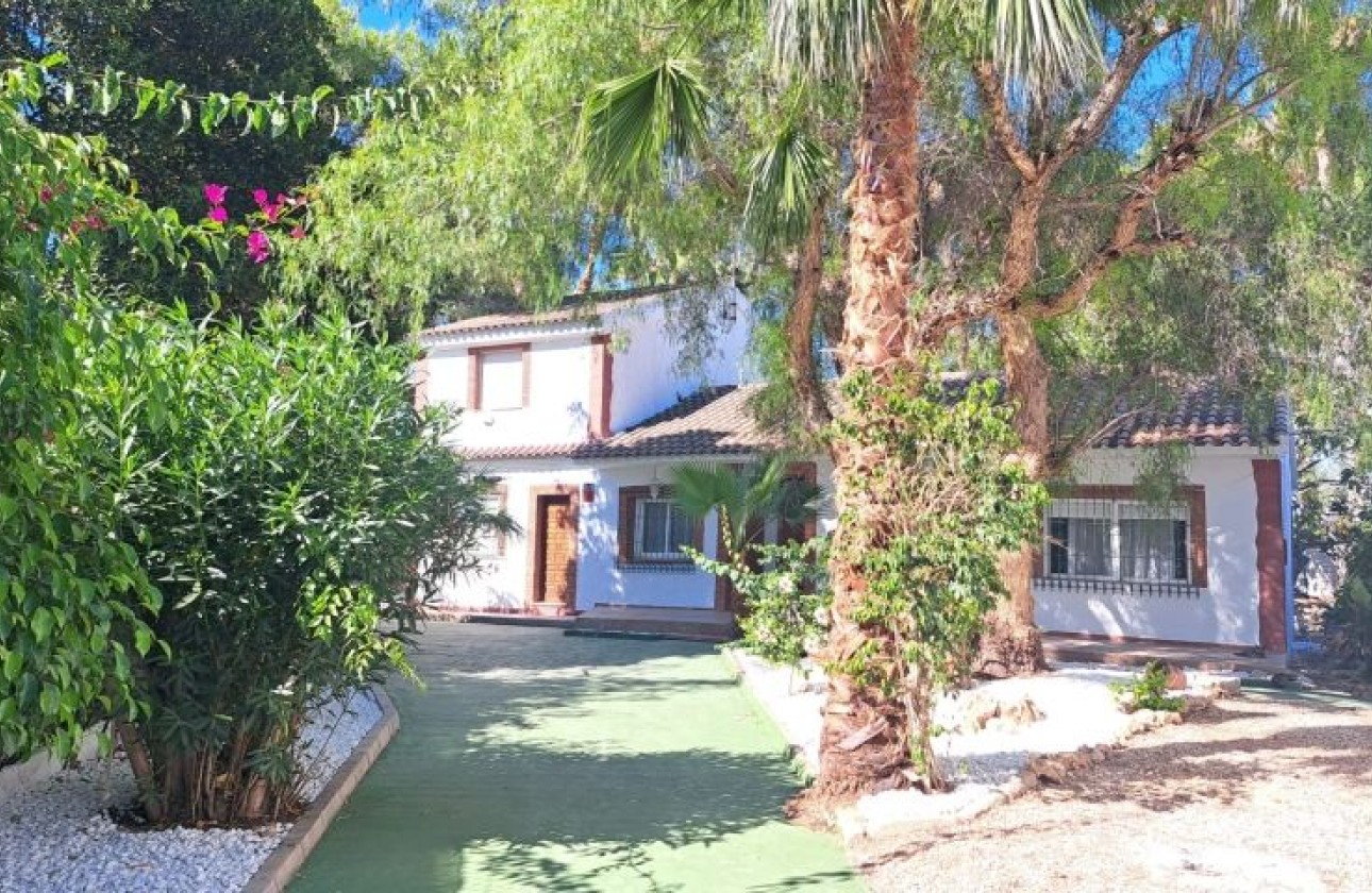 Revente - Country house - Orihuela