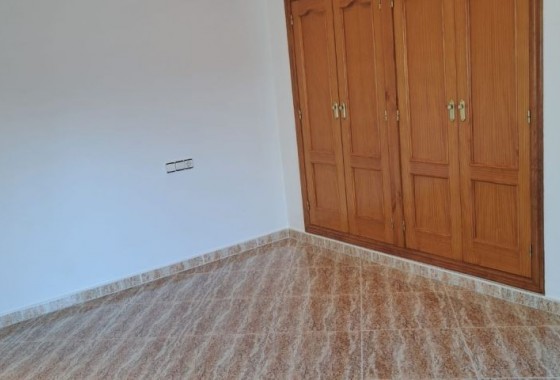 Revente - Country house - Orihuela