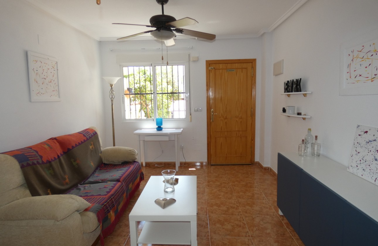 Resale - Villa - Algorfa