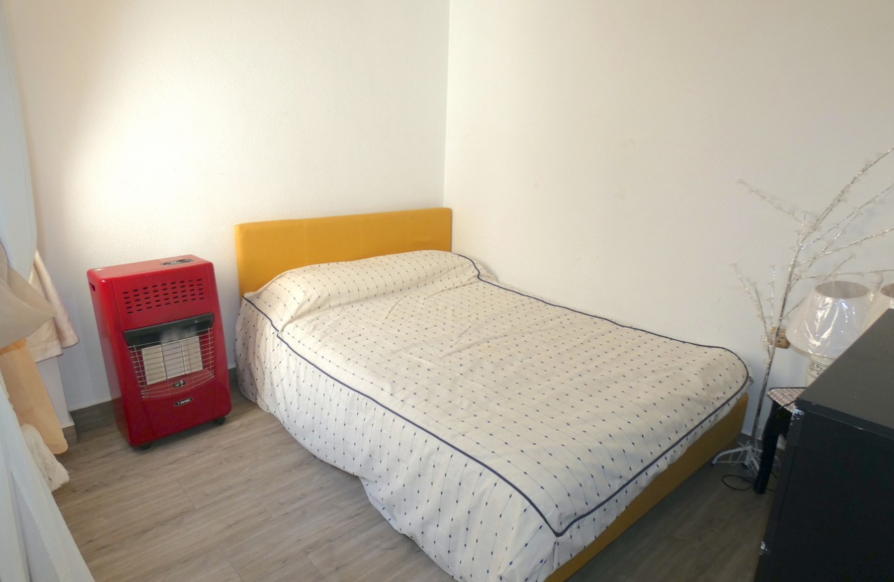 Reventa - Apartamento / piso - Algorfa