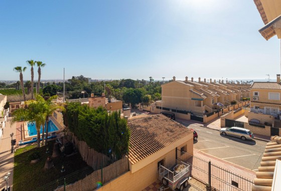 Resale - Villa - Torrevieja - Punta prima