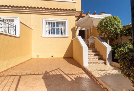 Resale - Villa - Torrevieja - Punta prima