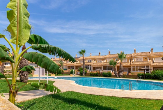 Resale - Villa - Torrevieja - Punta prima