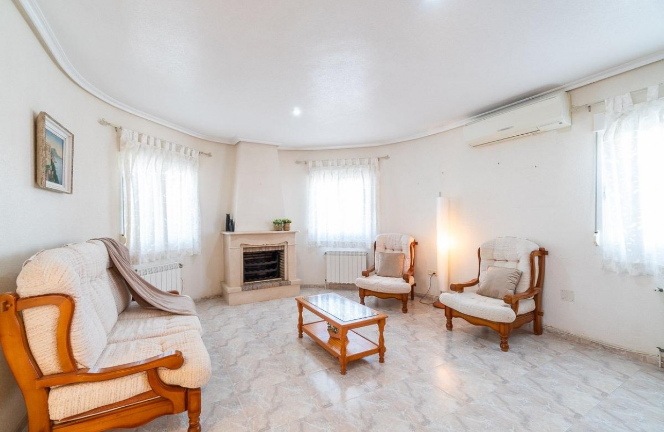 Resale - Villa - Orihuela Costa - Playa Flamenca