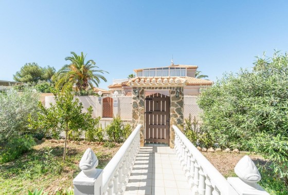 Resale - Villa - Orihuela Costa - Playa Flamenca