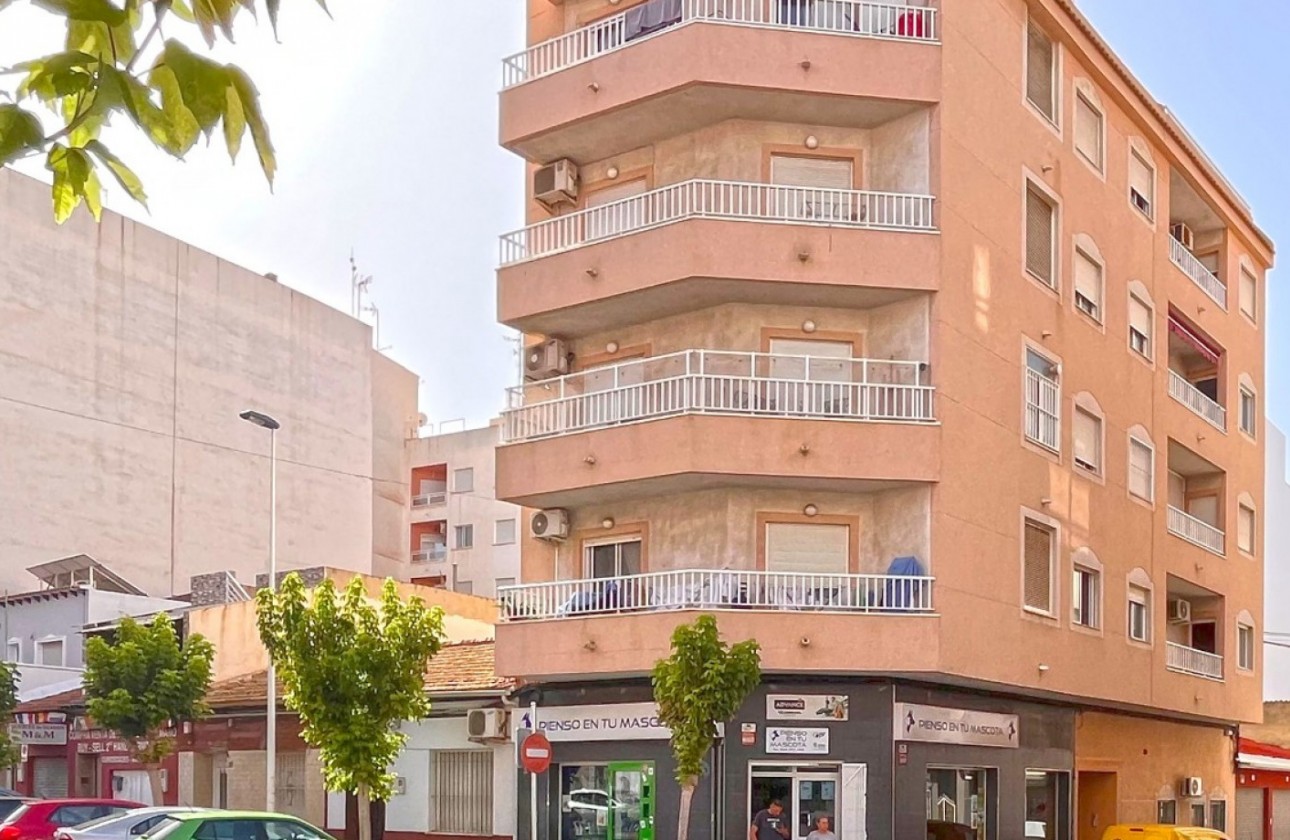 Resale - Apartment / flat - Torrevieja