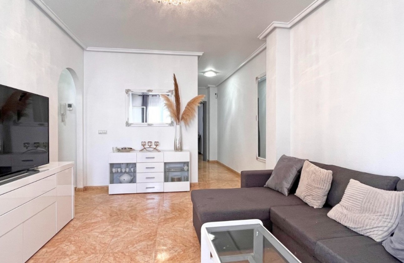 Resale - Apartment / flat - Torrevieja