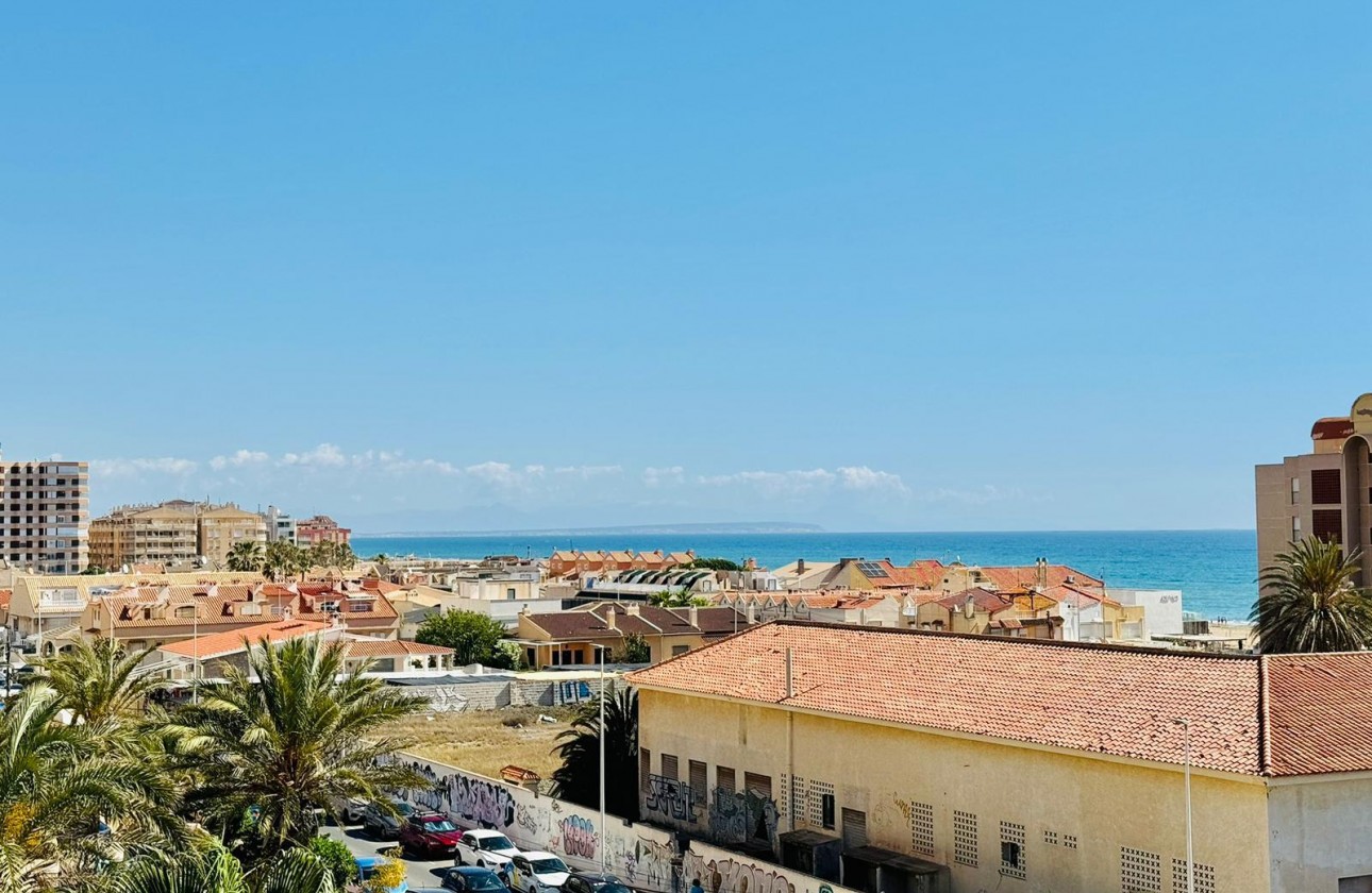 Resale - Apartment / flat - Torrevieja - LA MATA