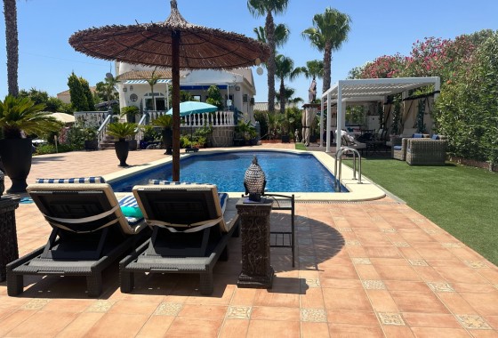 Reventa - Chalet - San Luis, Torrevieja