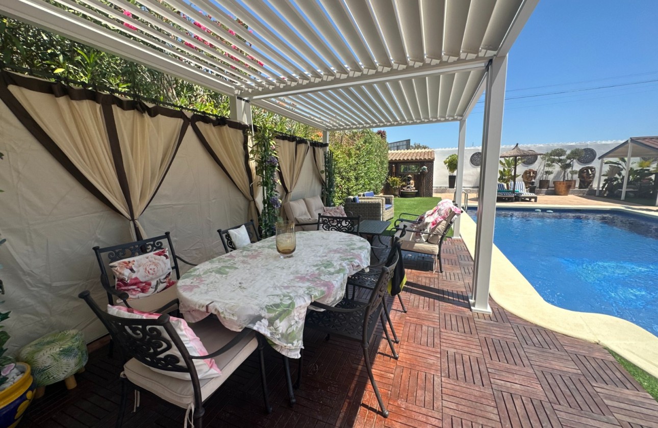 Reventa - Chalet - San Luis, Torrevieja