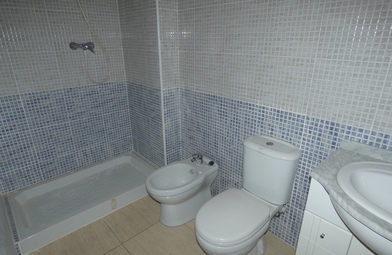 Reventa - Apartamento / piso - Algorfa