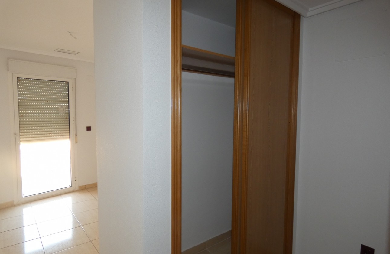 Reventa - Apartamento / piso - Algorfa