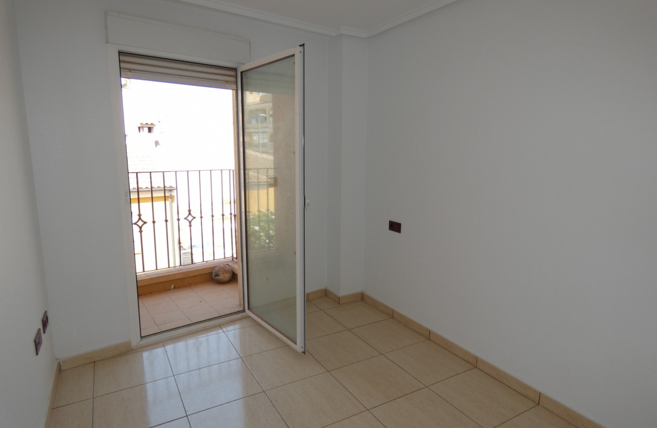 Reventa - Apartamento / piso - Algorfa