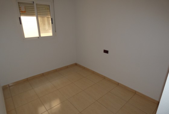 Reventa - Apartamento / piso - Algorfa