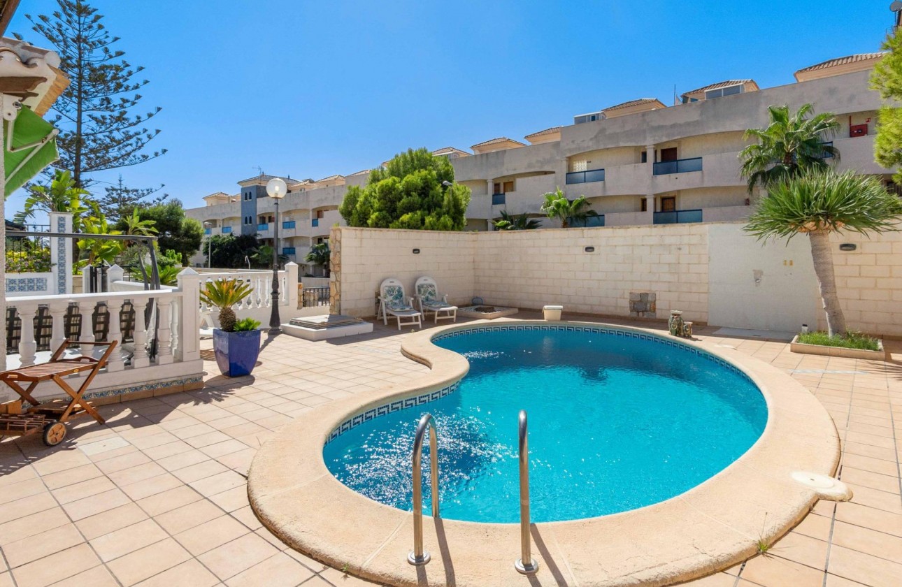 Revente - Villa - Orihuela Costa - La Zenia