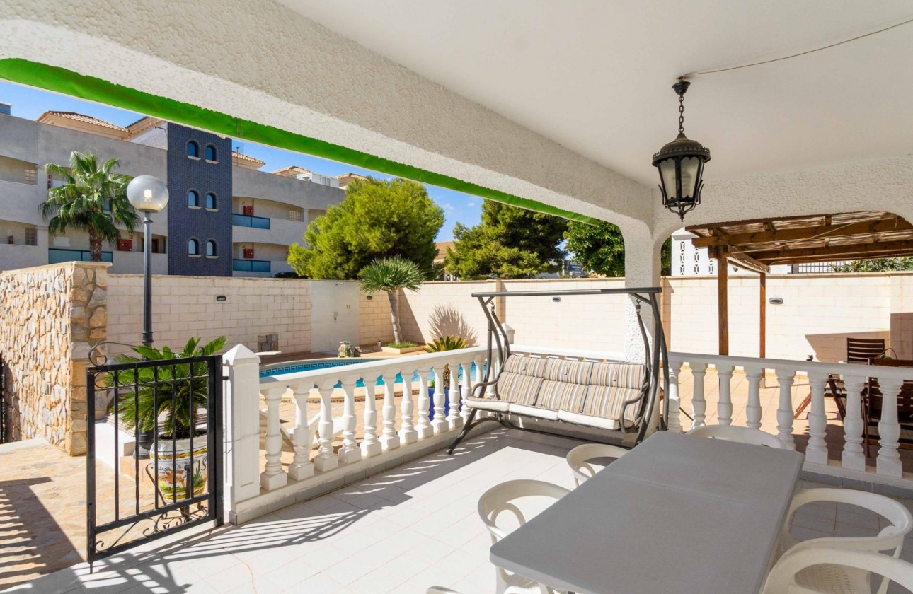 Revente - Villa - Orihuela Costa - La Zenia