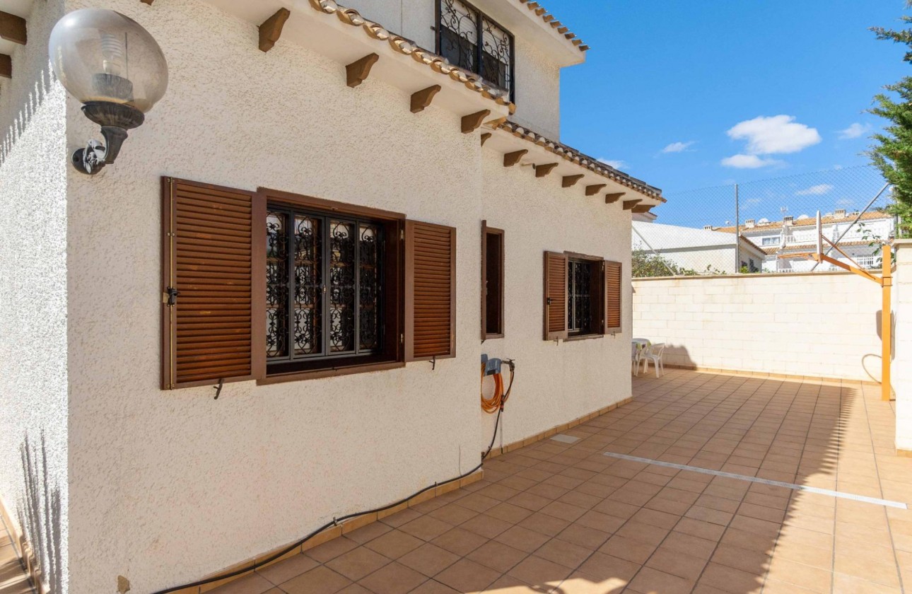 Revente - Villa - Orihuela Costa - La Zenia