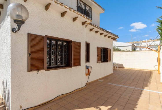 Revente - Villa - Orihuela Costa - La Zenia