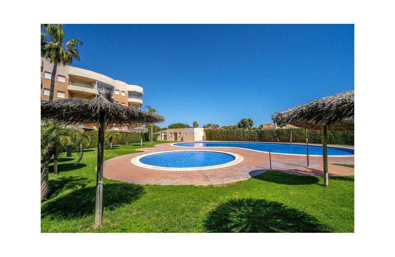 Resale - Apartment / flat - Orihuela Costa - Campoamor