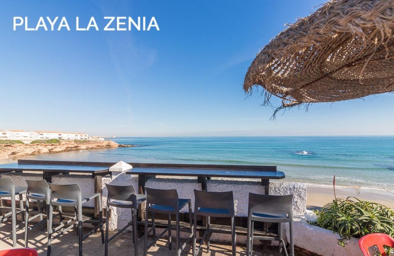 Reventa - Chalet - Orihuela Costa - La Zenia