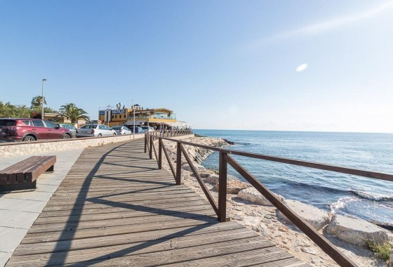 Reventa - Chalet - Orihuela Costa - La Zenia